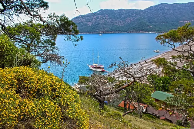 Adrasan koyu ve çevresinden görünüm